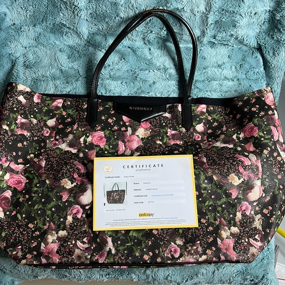 GIVENCHY COATED CANVAS TOTE BAG - Picture 3 of 15